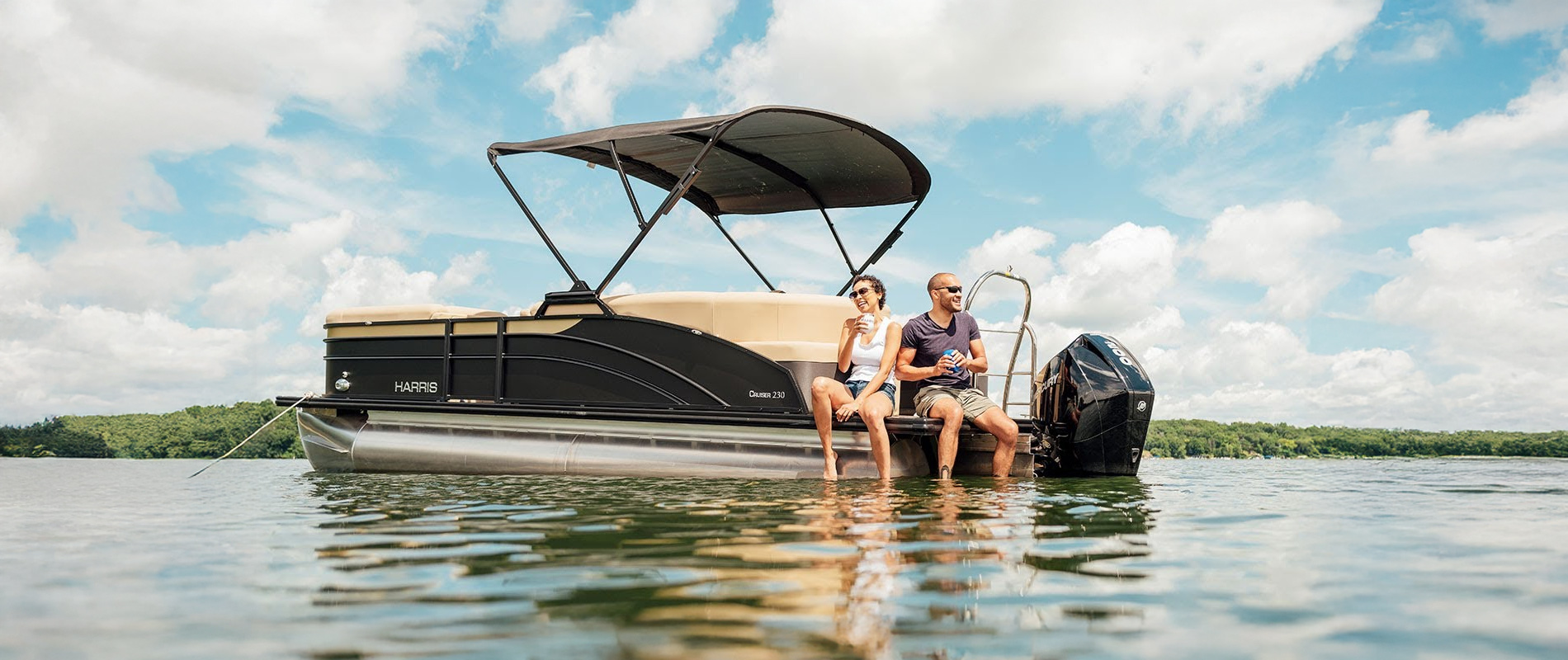 Harris Pontoon Boat rentals at Wawautosa Marina